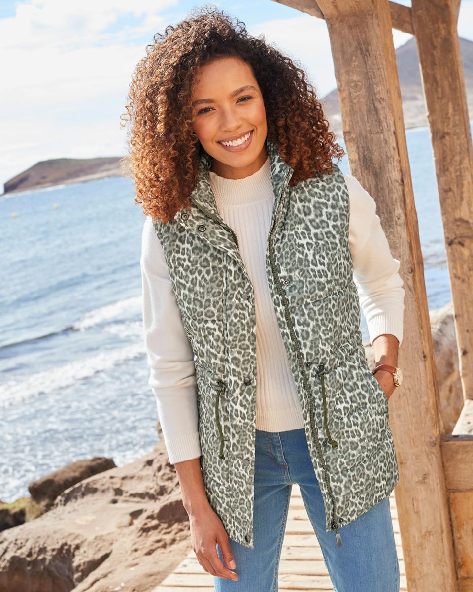 Cotton Traders Robust Pale Sage Print Quilted Gilet Women Gilets