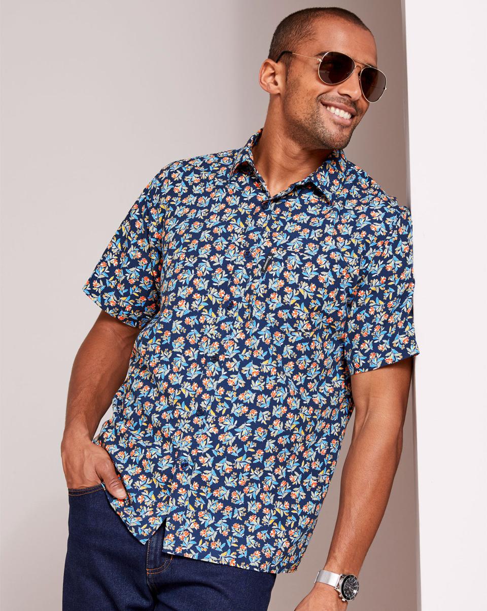 Guinness™ Short Sleeve Soft Touch Shirt Men Navy Cotton Traders Versatile Shirts - 3