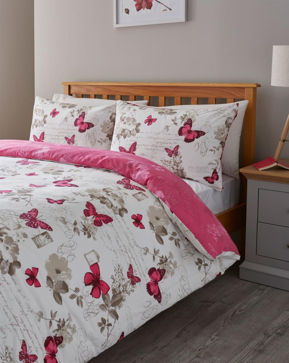 Duvet Covers Amplify Cotton Traders Raspberry Butterfly Duvet Set Home - 1