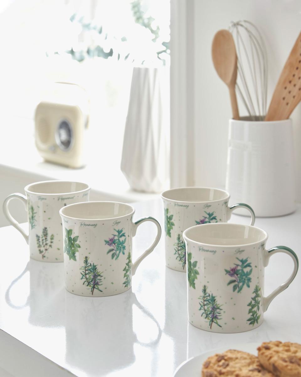 Set Of 4 China Mugs Cotton Traders Premium Tableware Almond Blossom Home - 2