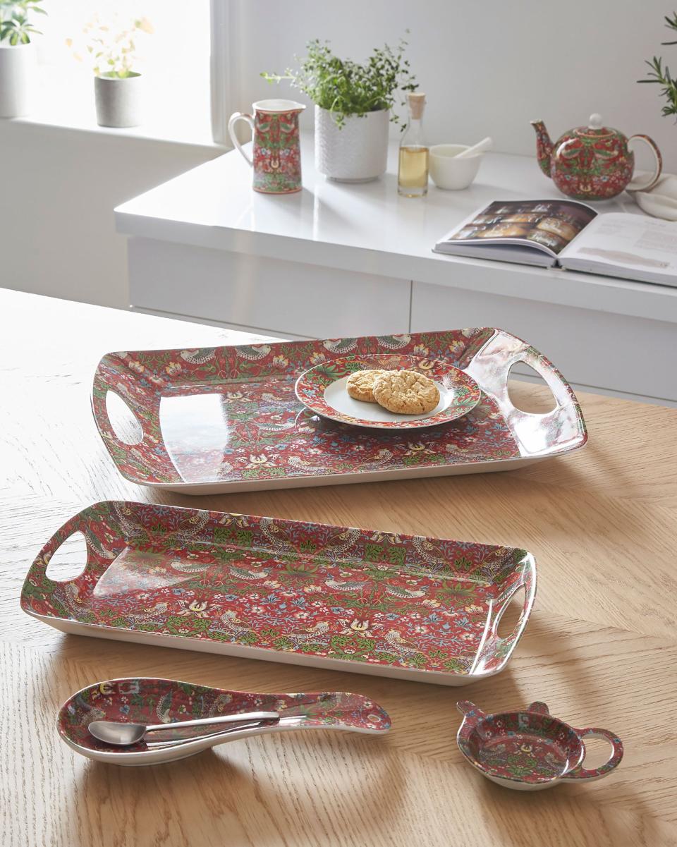 Cotton Traders Tableware Home Red Contemporary 4 Piece Tray And Tidy Set