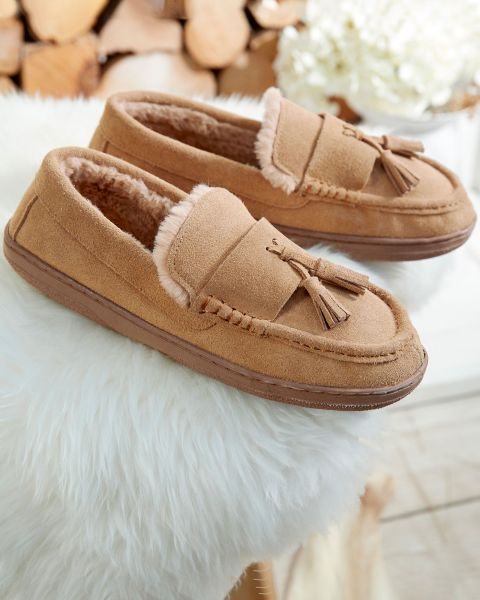 Contemporary Men Tan Slippers Suede Faux Fur-Lined Moccasin Slippers Cotton Traders